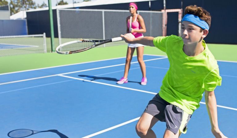 How you can Play Tennis – Secrets of Playing Better Tennis