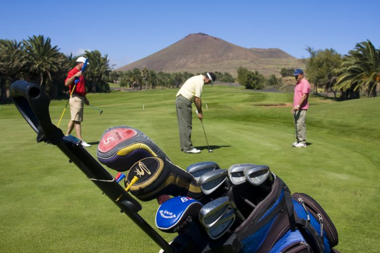 Essential Golf Equipment Every Player Should Own